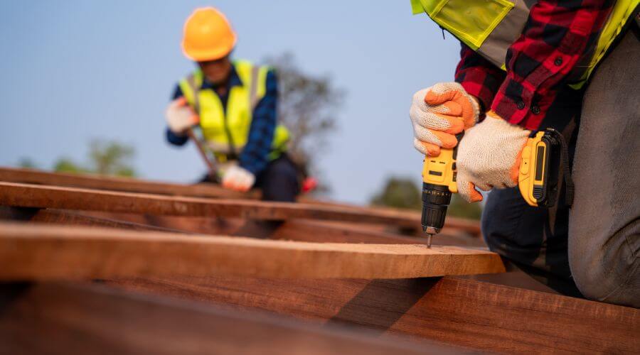 Professional residential roofers in Molt, MT